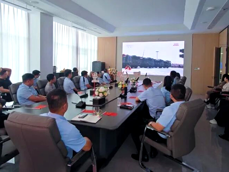 Casen Heat Transfer Organizes Company-wide Viewing of the Military Parade: Fostering Patriotism and Uniting Momentum