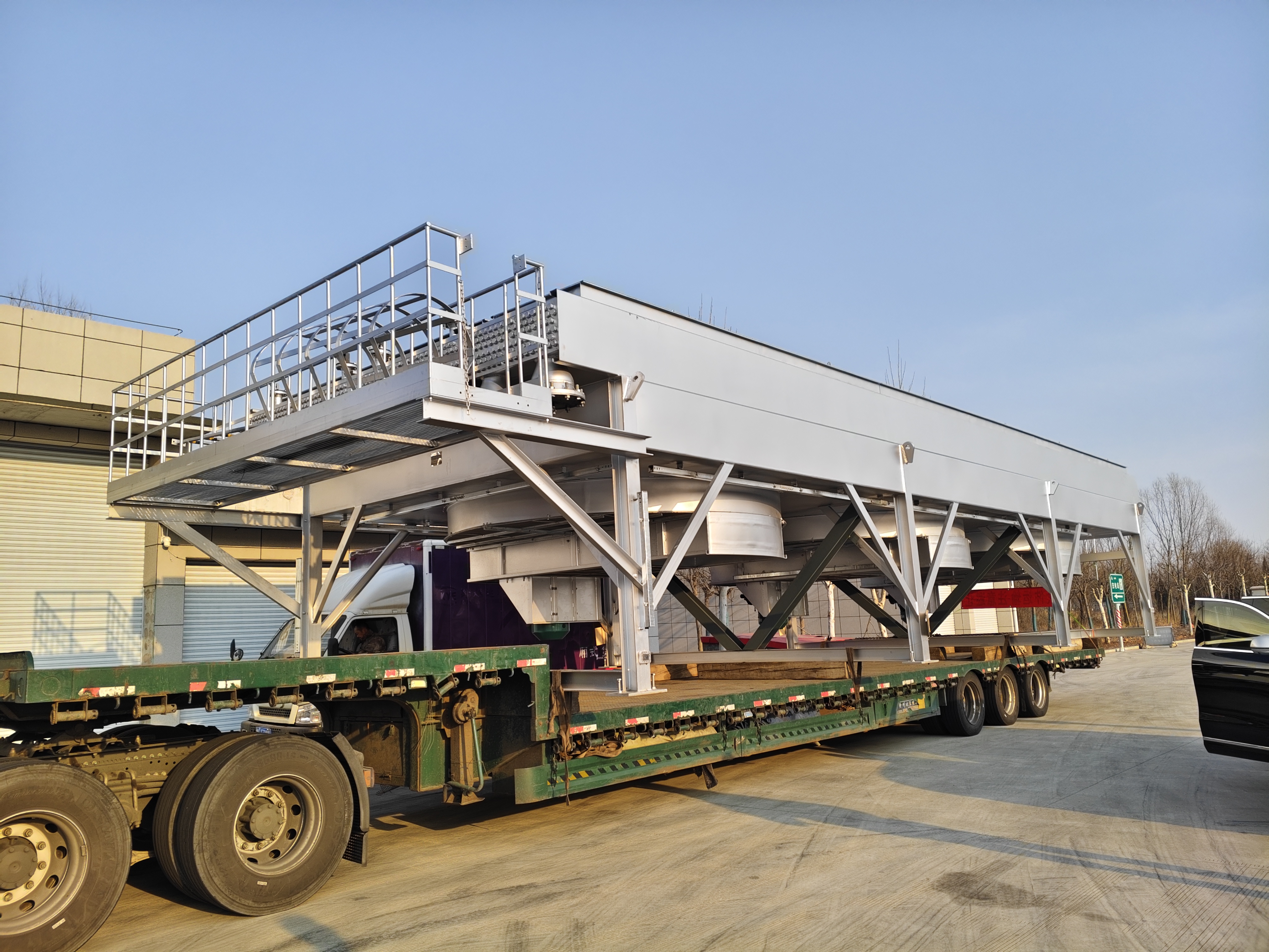 Oil and natrual gas industry adiabatic air cooler