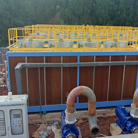 Adiabatic air cooling systems