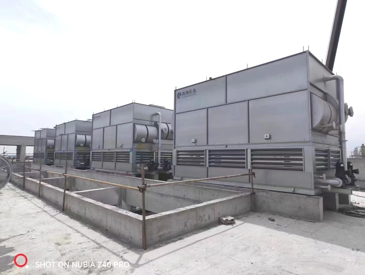 Aluminium-zinc Plate Closed-type Cooling Tower Aluminium-zinc Plate Closed-type Cooling Tower