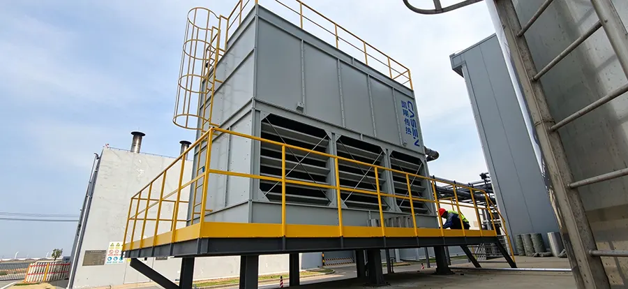 O condensador evaporativo Cronx proporciona refrigeração estável para fábrica de processamento de leite.