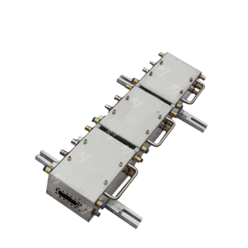 pc extrusion mould