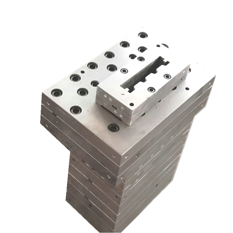hot sale sound proof wall panel extrusion mould composite decking extrusion die / WPC cladding production machine