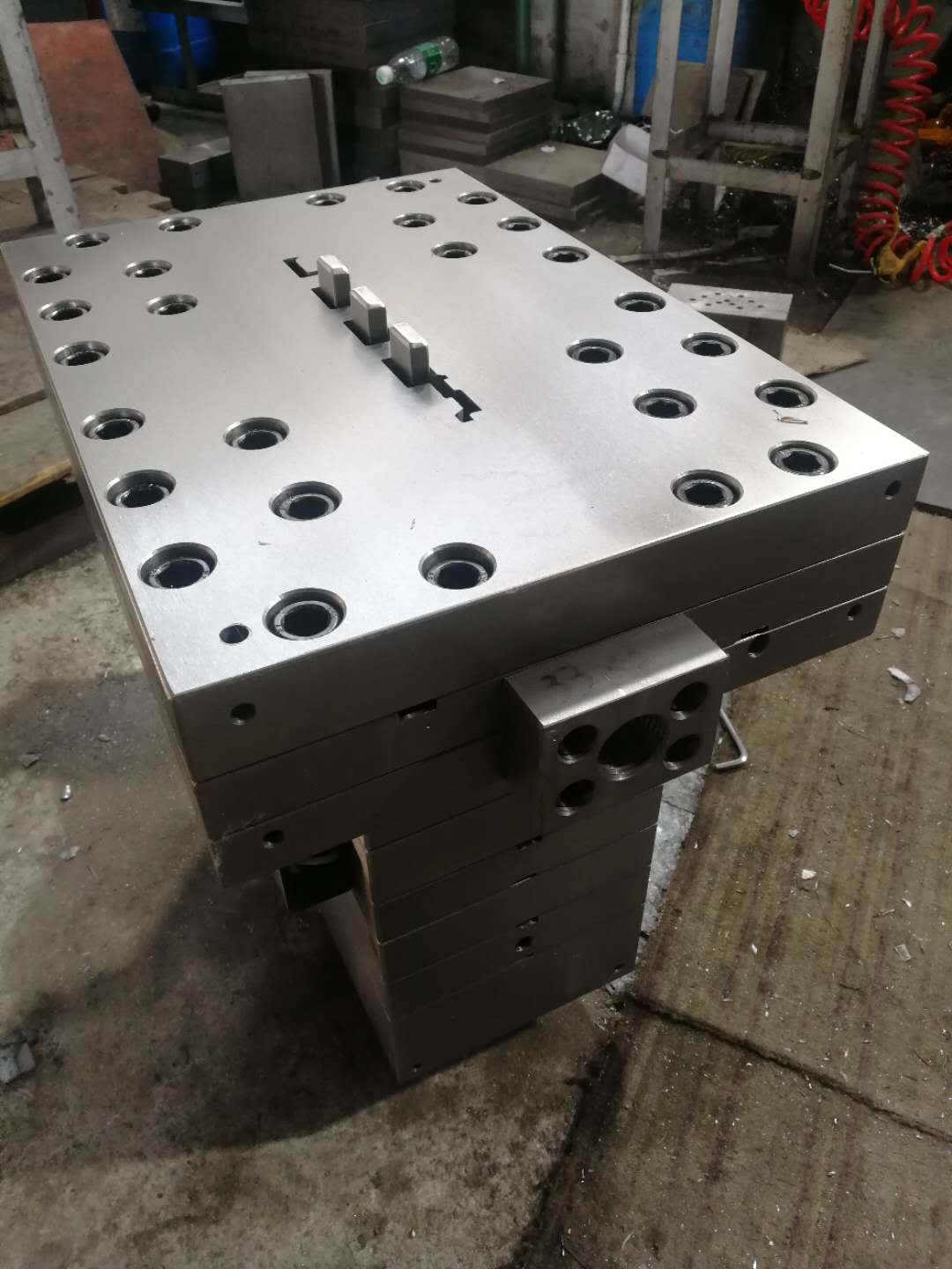 wpc castellation cladding coextrusion mould