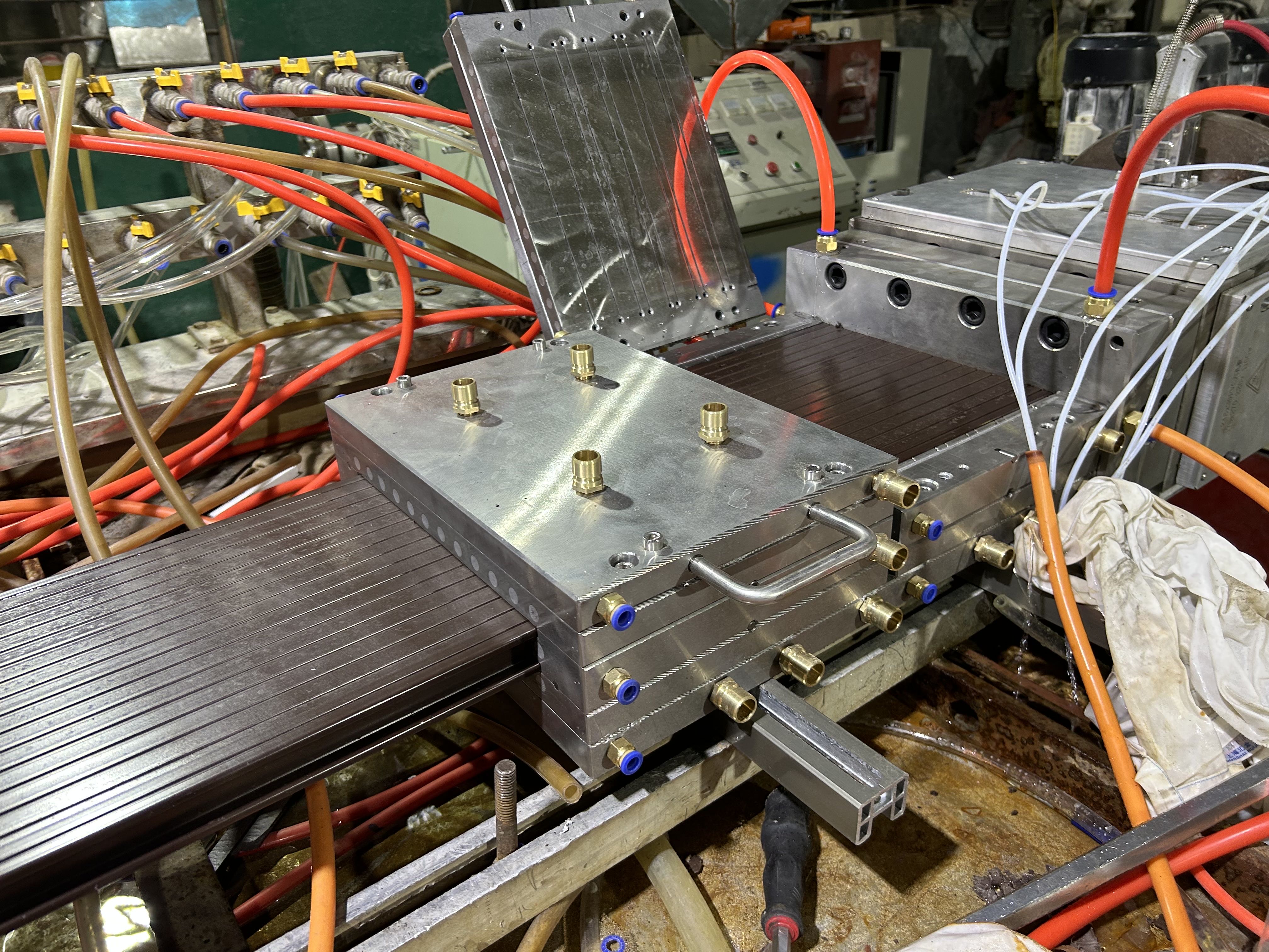 extrusion die for WPC decking / plastic handrail extrusion mould / WPC profile extrusion mould
