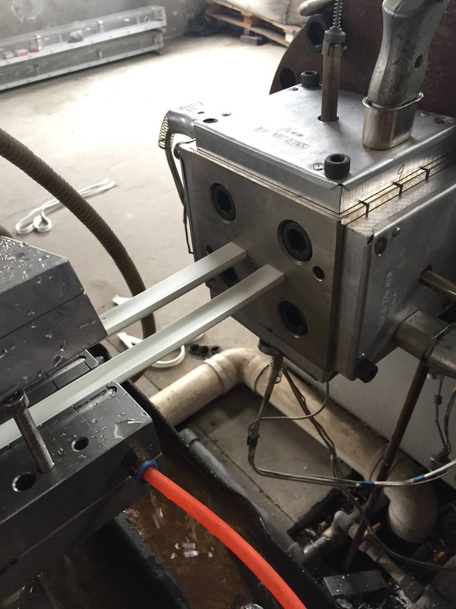 PVC Profile Extrusion Mould/plastic Extrusion Die/PVC Die Plastic Extrusion Mould