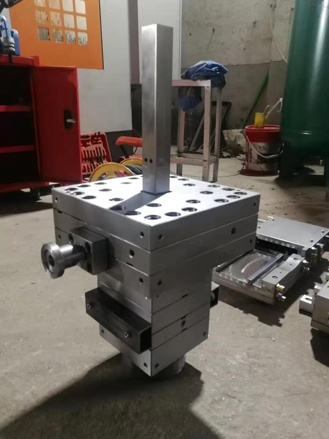 wpc co-extrusion mould