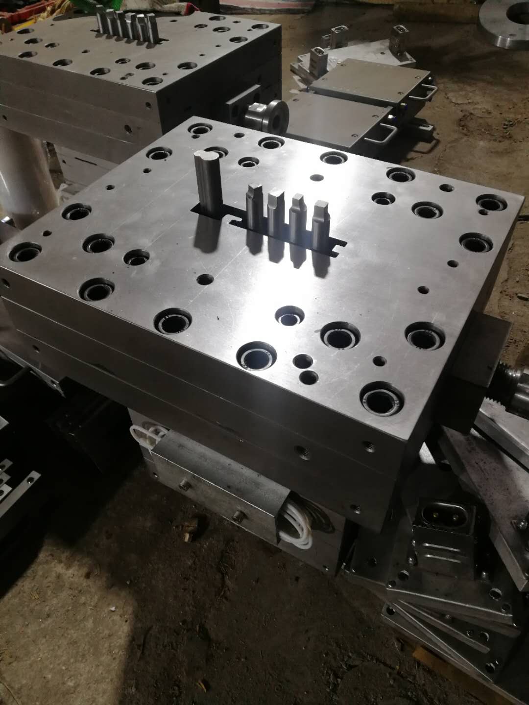 wpc capped mould