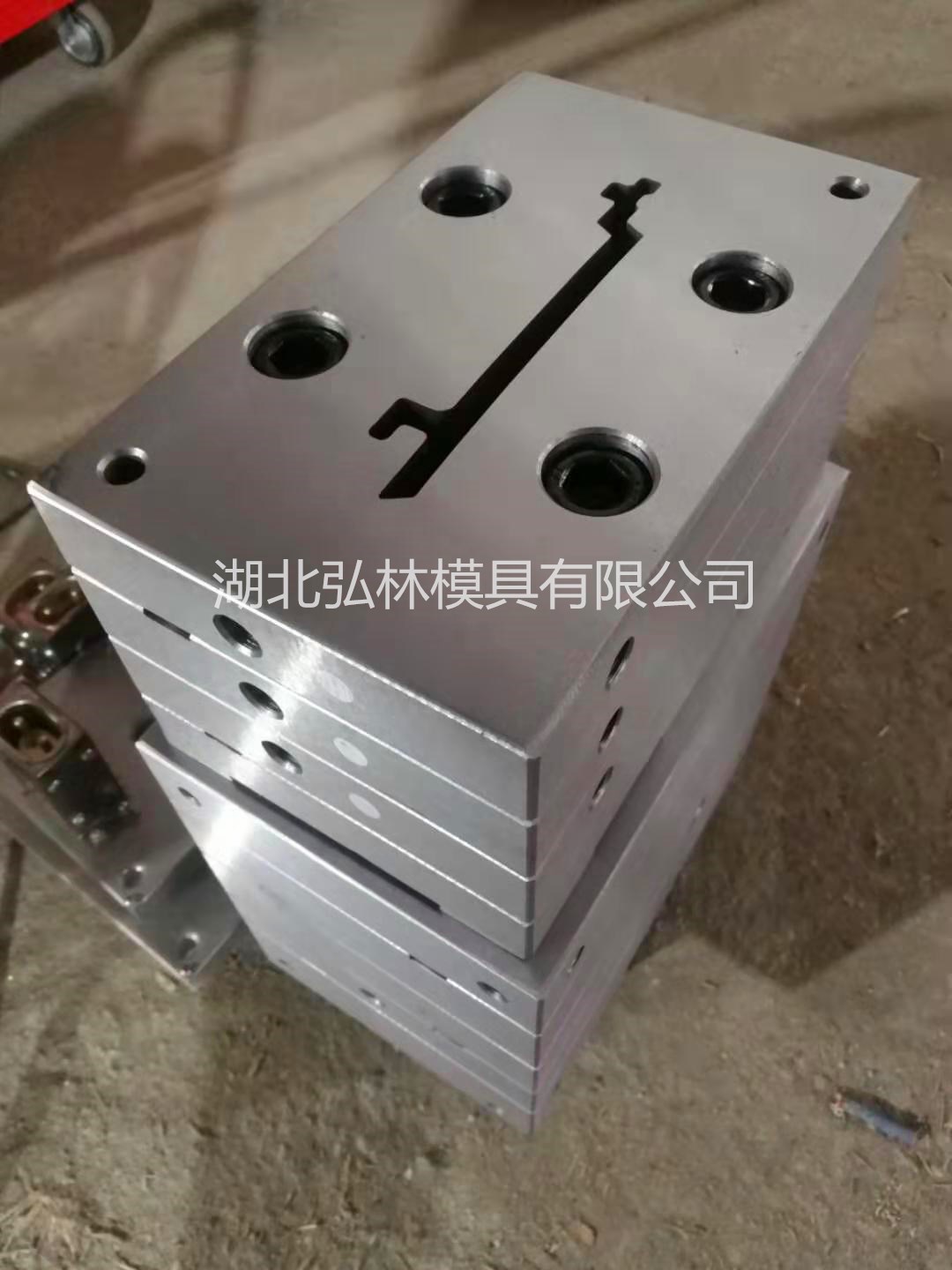 wood plastic wall panel mould / WPC co-extrusion mould