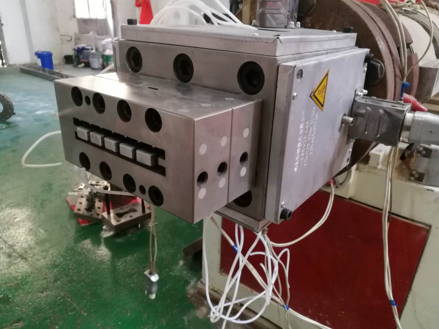 WPC hollow decking extrusion mould / plastic floor extrusion mould / WPC profile extrusion mould