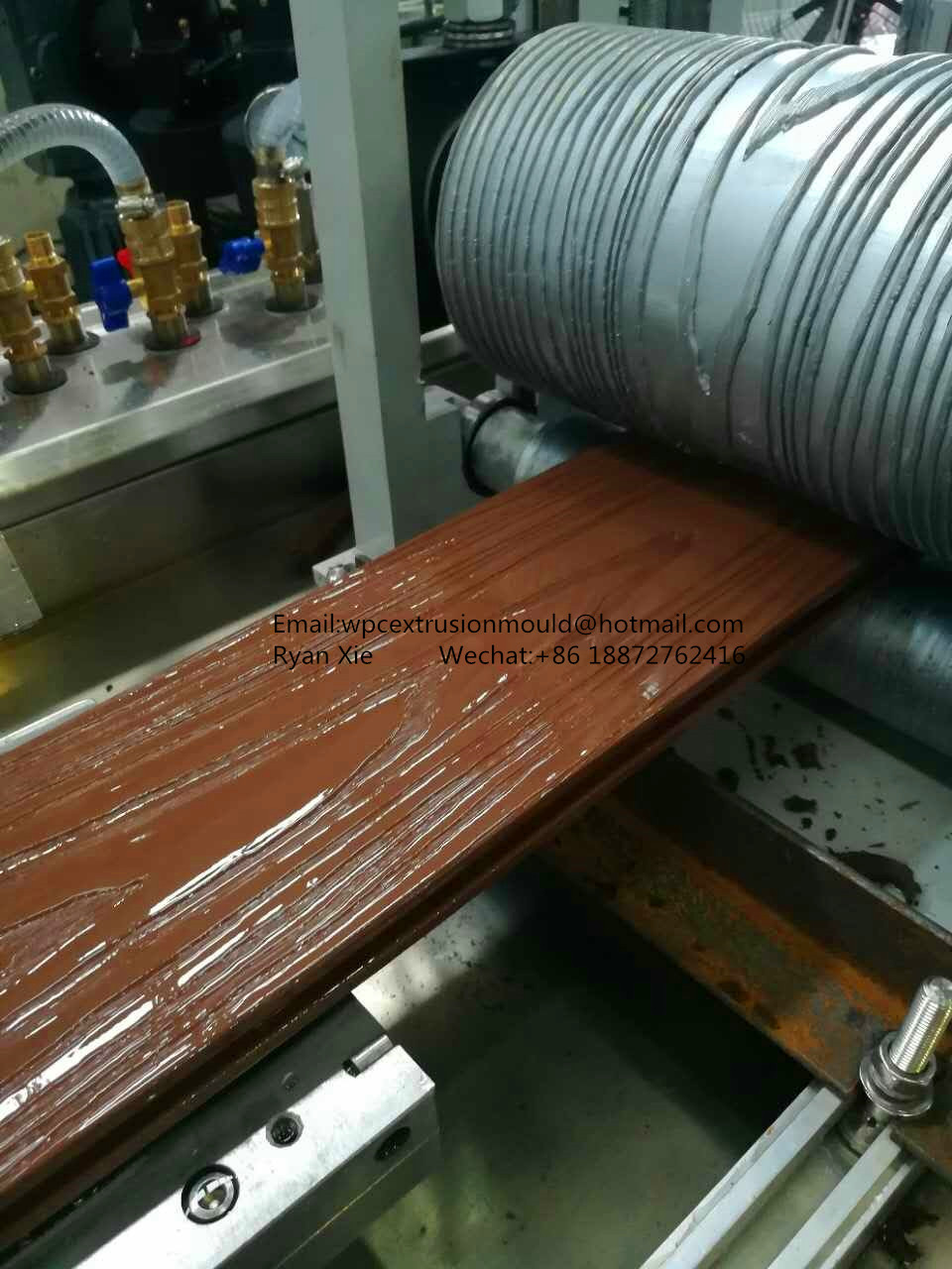 wood plastic extrusion die /3 D embossing wpc mold/ plastic extrusion mold for outdoor decking