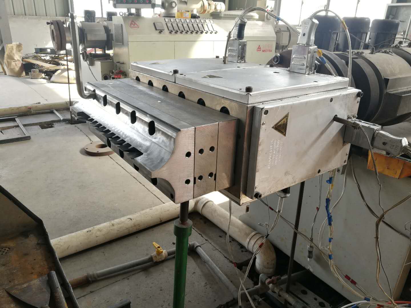 WPC roof extrusion mould / second hand plastic flooring extrusion mould / WPC profile extrusion mould