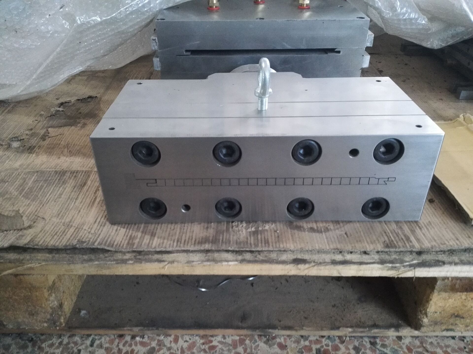 WPC mold Door frame profile extrusion mold