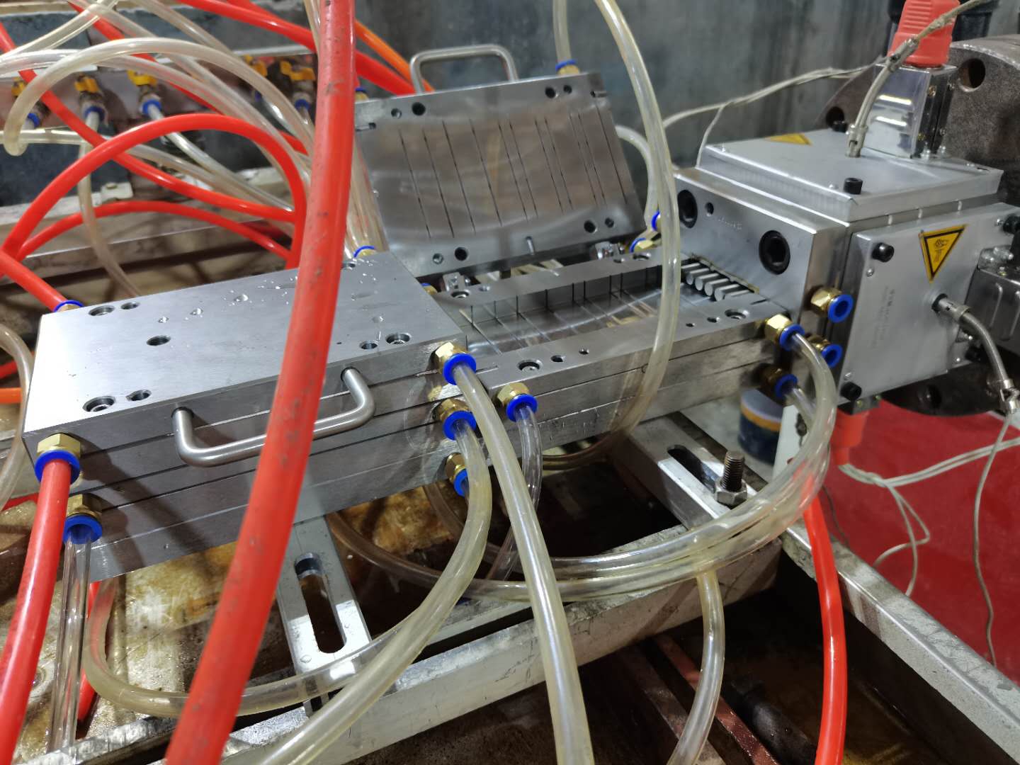 pvc wpc mold