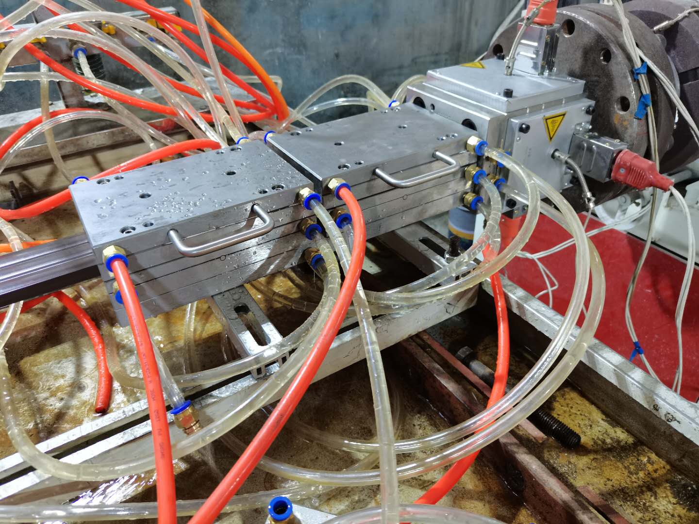 pvc wpc mold