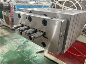 popular 219x26mm WPC castellation embossing mould