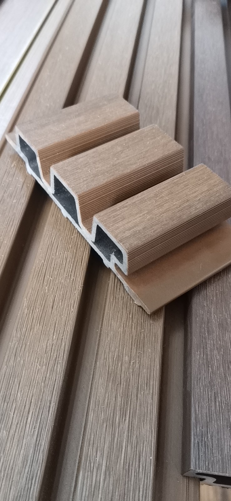 219x26mm WPC castellation embossing mould