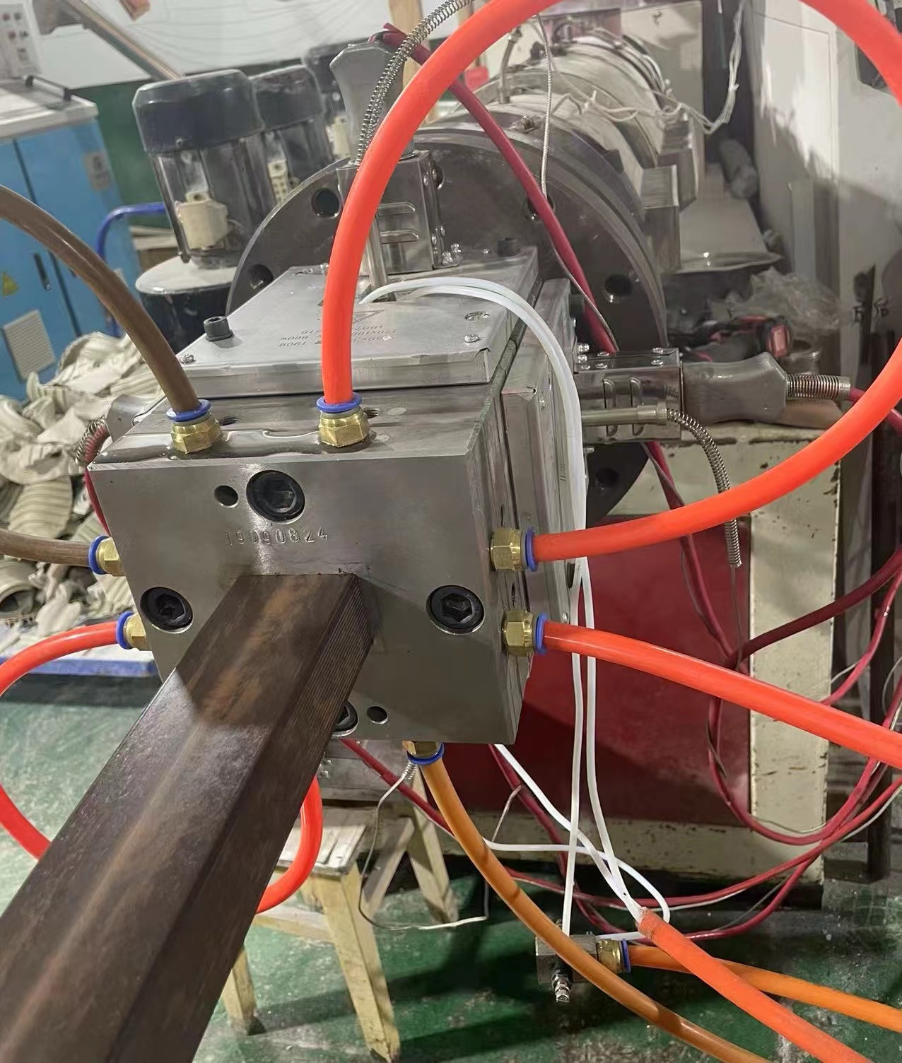 60X40mm extrusion die for WPC keel beam / plastic extrusion mould