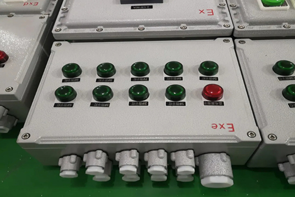 How to choose the shell material of explosion-proof distribution box?