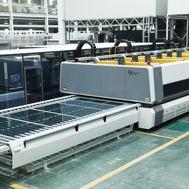 How to choose a suitable glass tempering furnace manufacturer