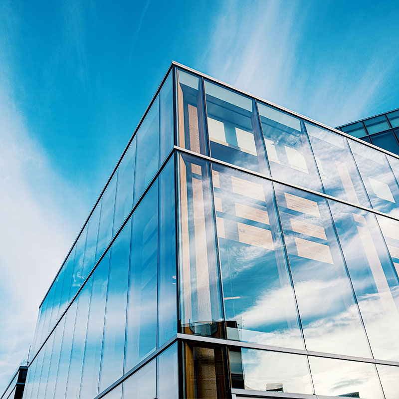 Heating characteristics and uniform heating treatment methods of Low-E glass