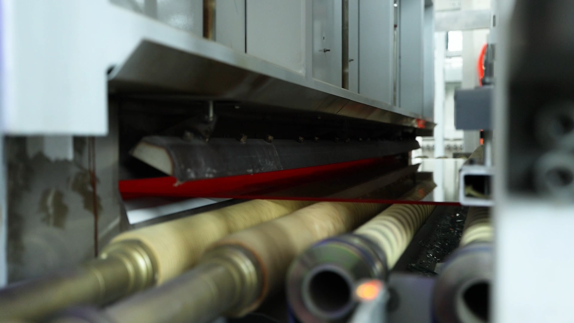 glass tempering furnace