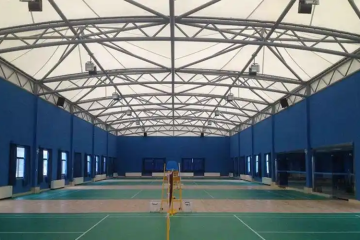 Geniş Açıklıklı Çelik Yapı Stadyumları Geniş Açıklıklı Çelik Yapı Stadyumları