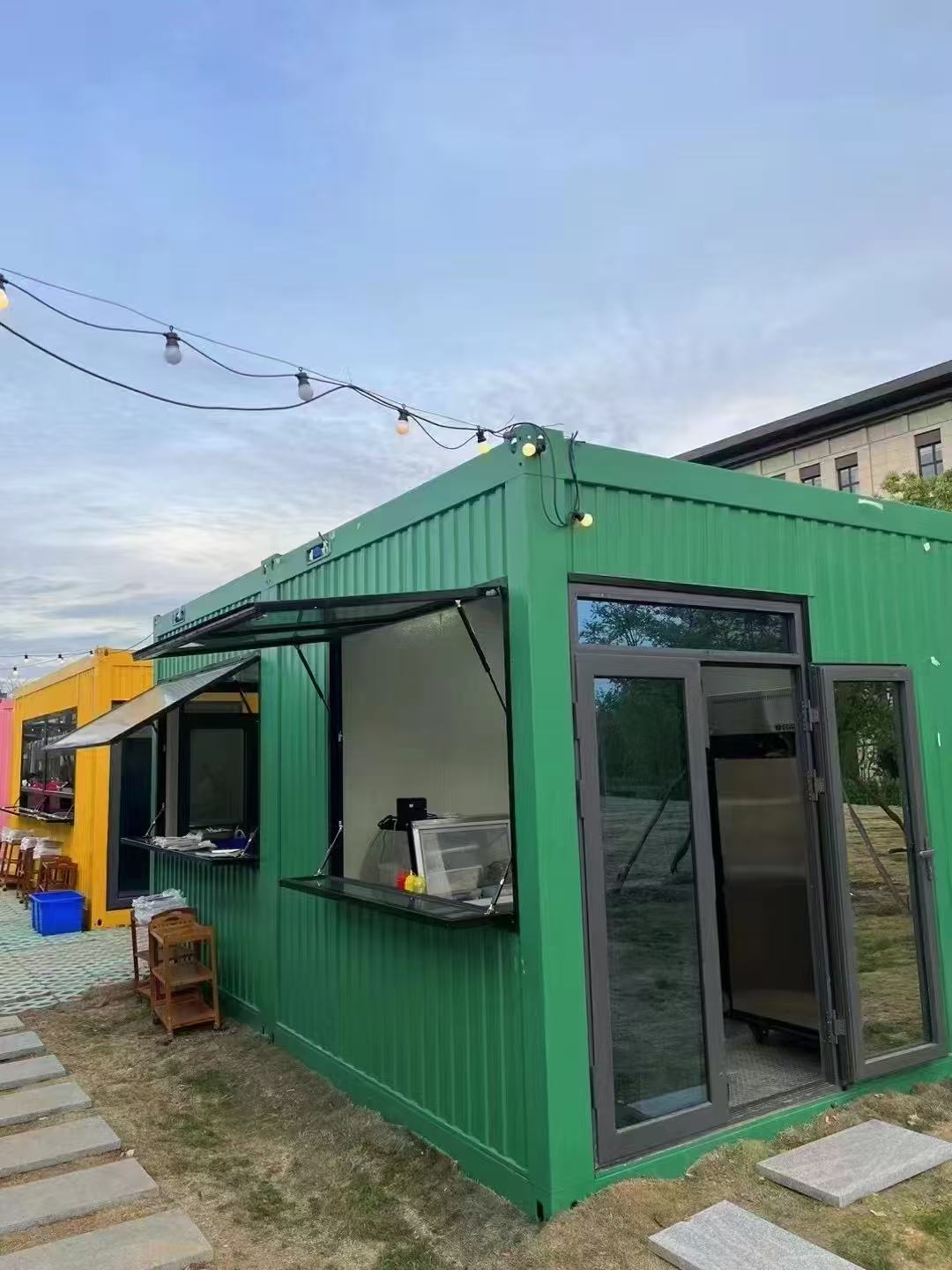 Packing Container house
