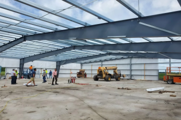 Perché prima di quotare un prezzo per un deposito di acciaio dobbiamo chiedere ai nostri clienti informazioni sui carichi di vento e neve locali?