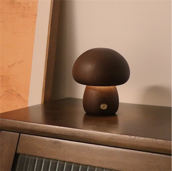 Lámpara de noche de madera con forma de hongo