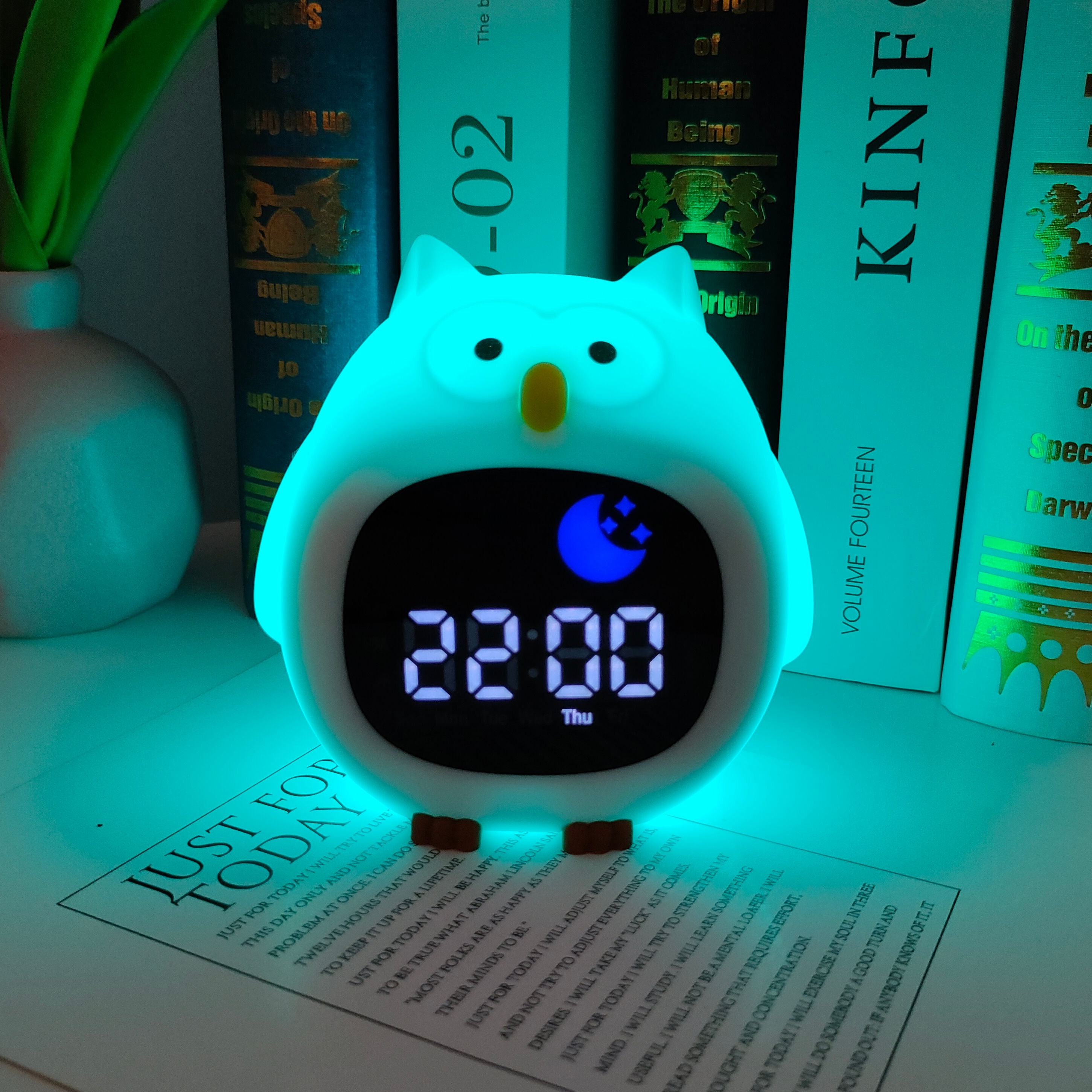 Noise Machine sleep Trainer night Light night Lamp clock soother Sound Machine