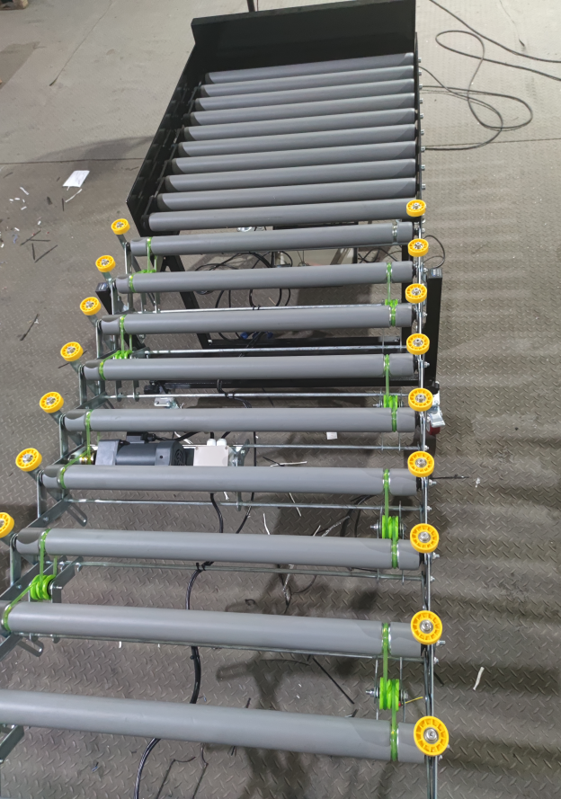 roller conveyor