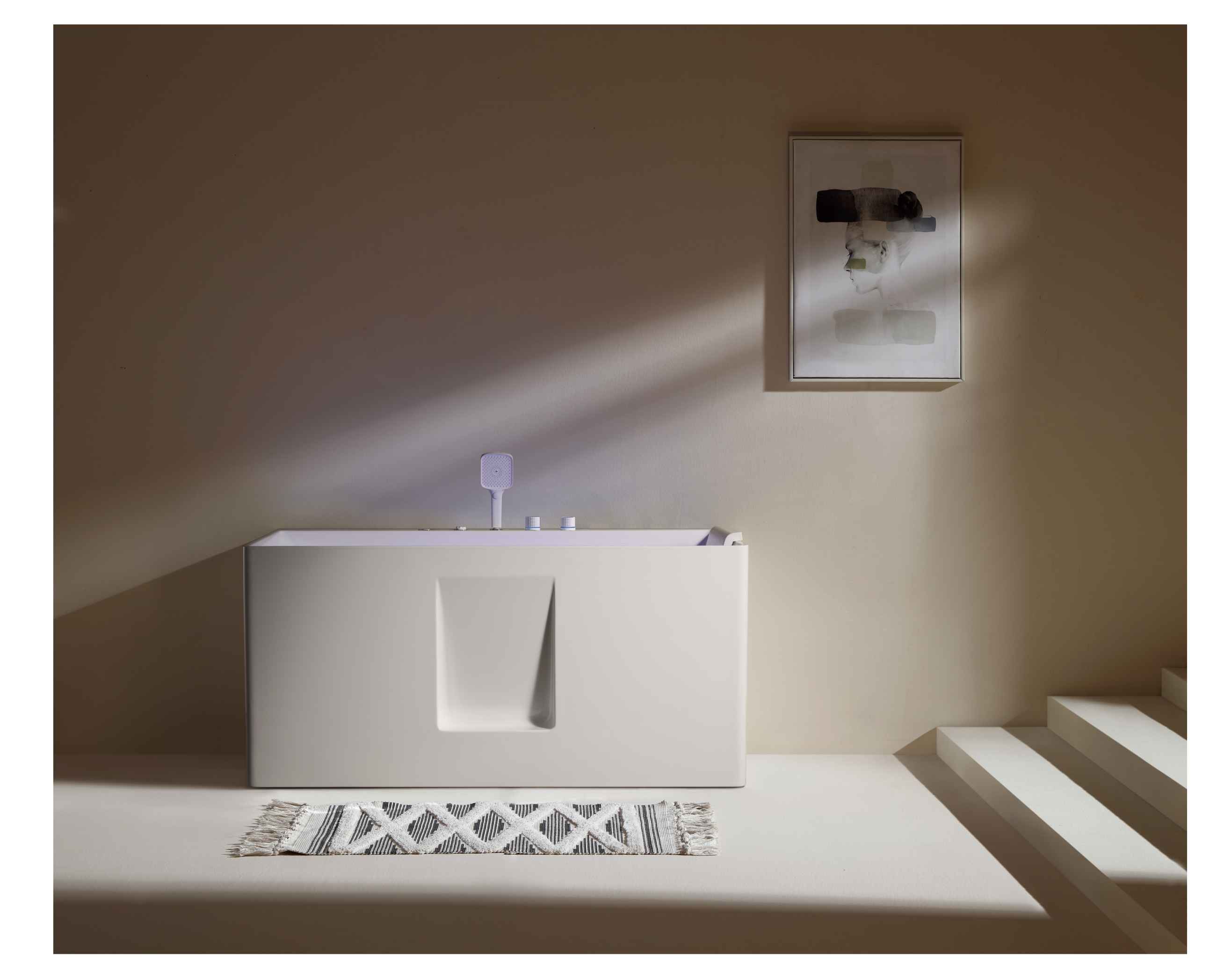 Heated Jetted Bathtub With Hardware