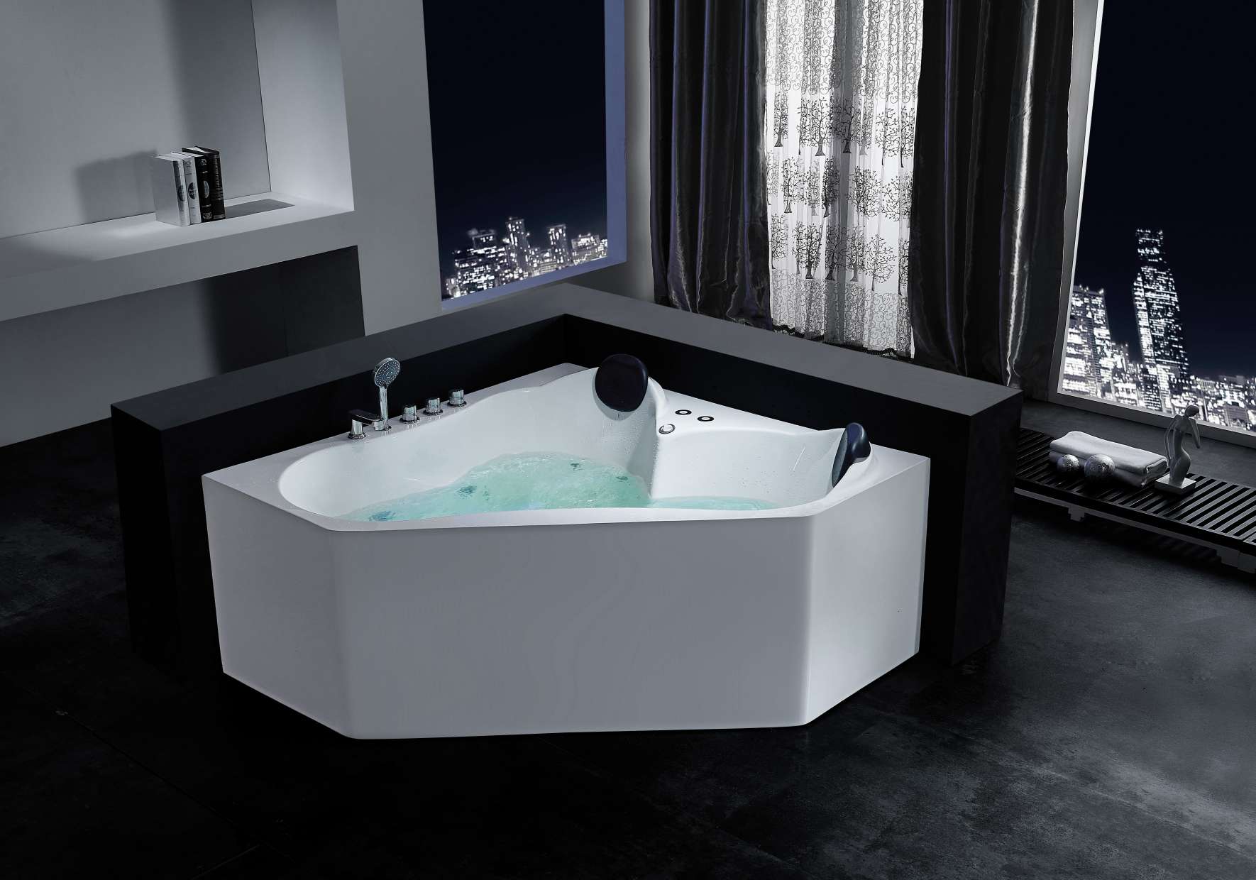 Two-person triangle bathtub Two-person triangle bathtub