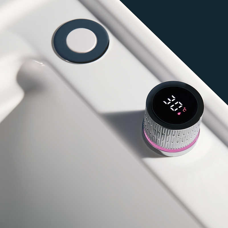 Deep Soaking Whirlpool white thermostatic Tub