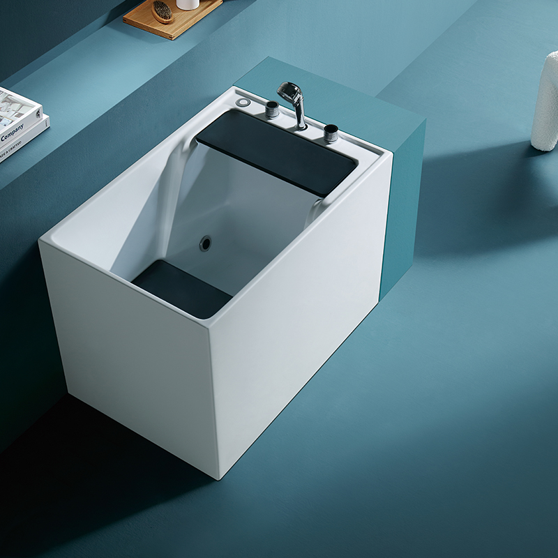 Deep Soaking Whirlpool white thermostatic Tub