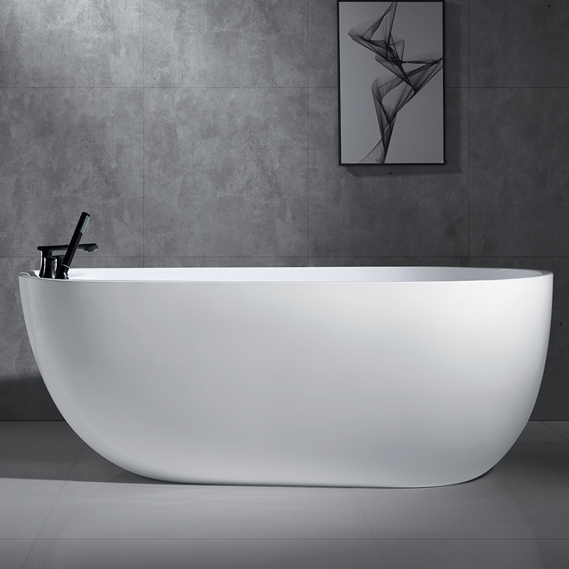 Independent Bathtub With Shower