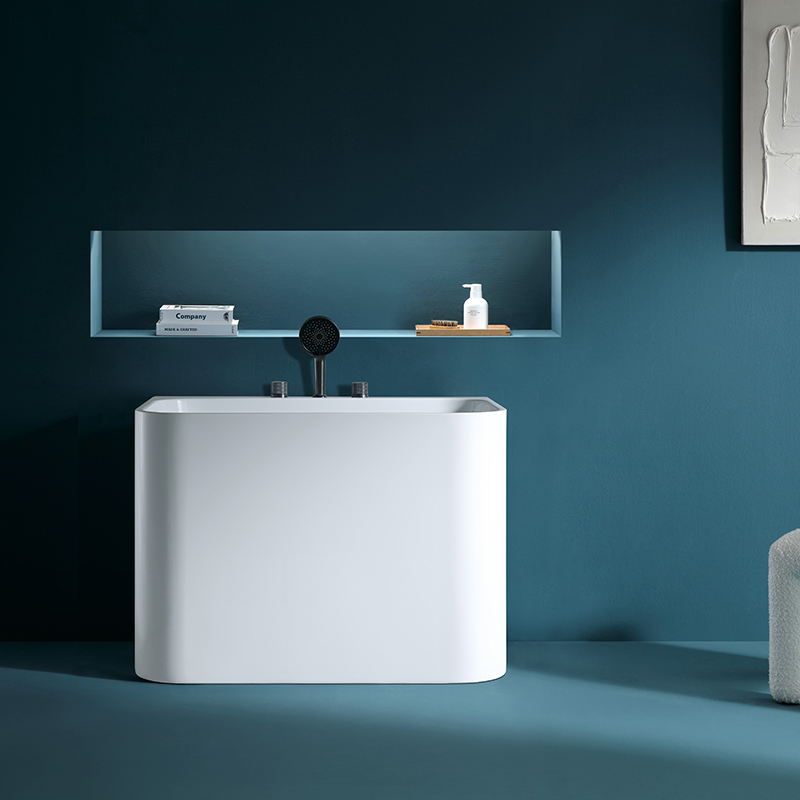 Freestanding Small Compact Bathtub