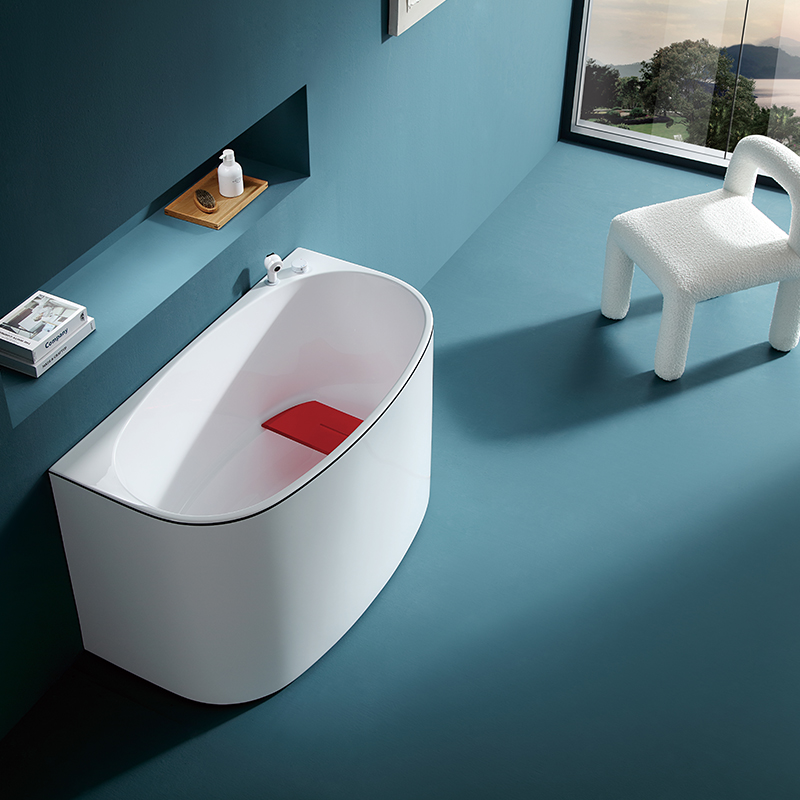 Small Freestanding Corner Bathtub