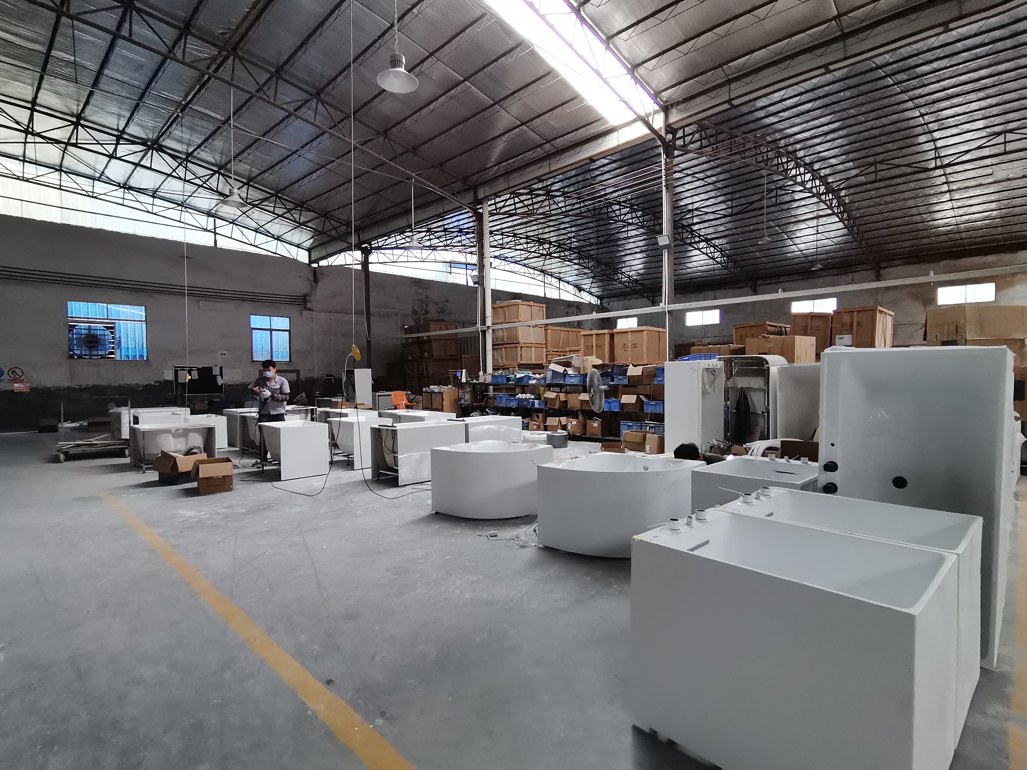 安装车间.jpg 安装车间.jpg