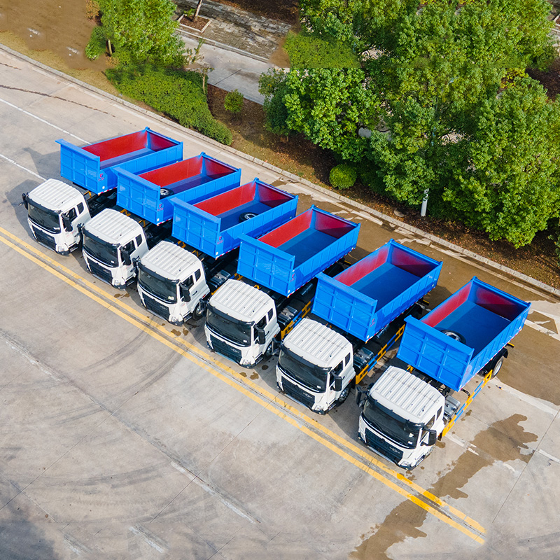 Camion à ordures à benne basculante SINOTRUK HOWO 4*2