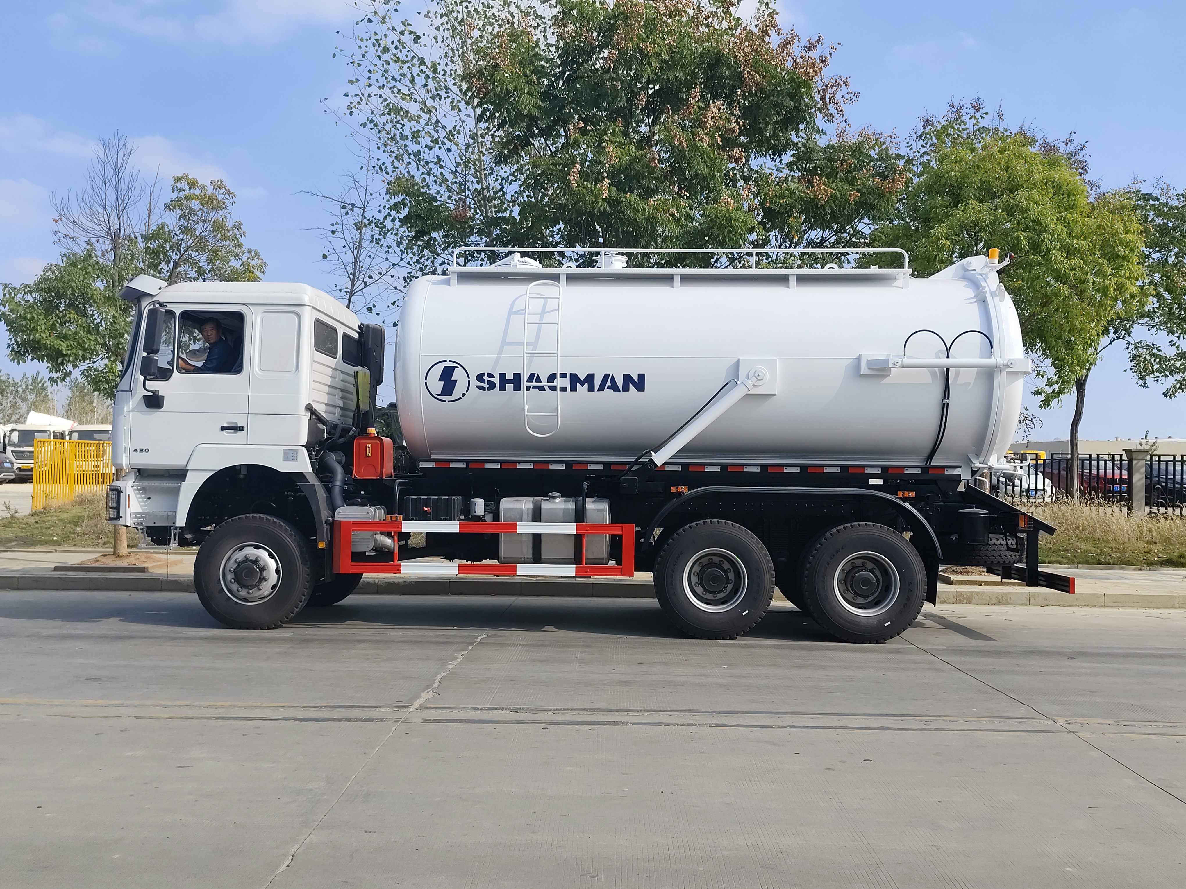 shacman Sewage Suction Truck