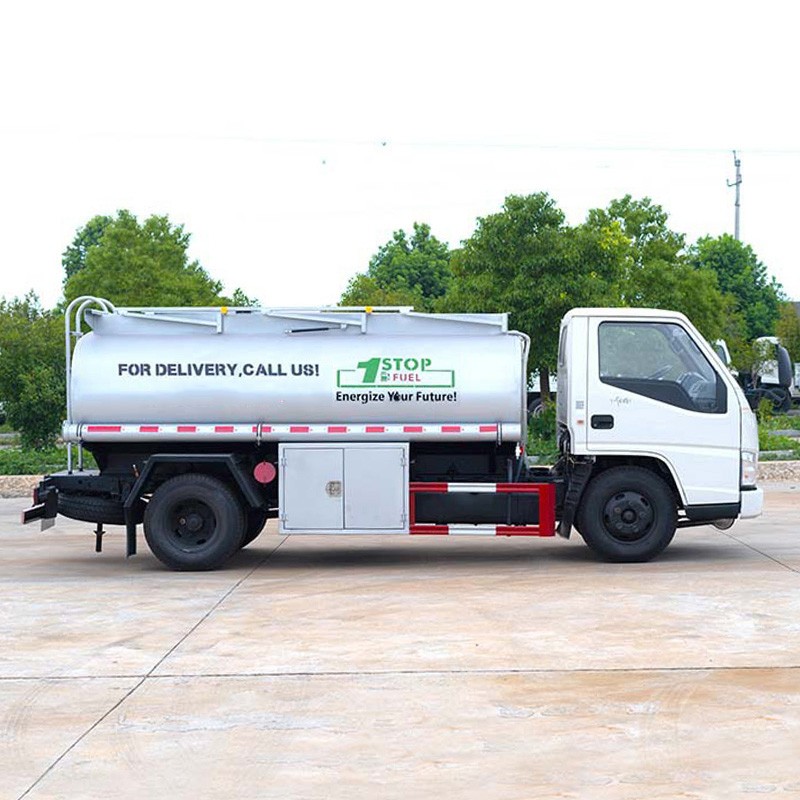 Camion-citerne de transport de mazout neuf JAC à vendre