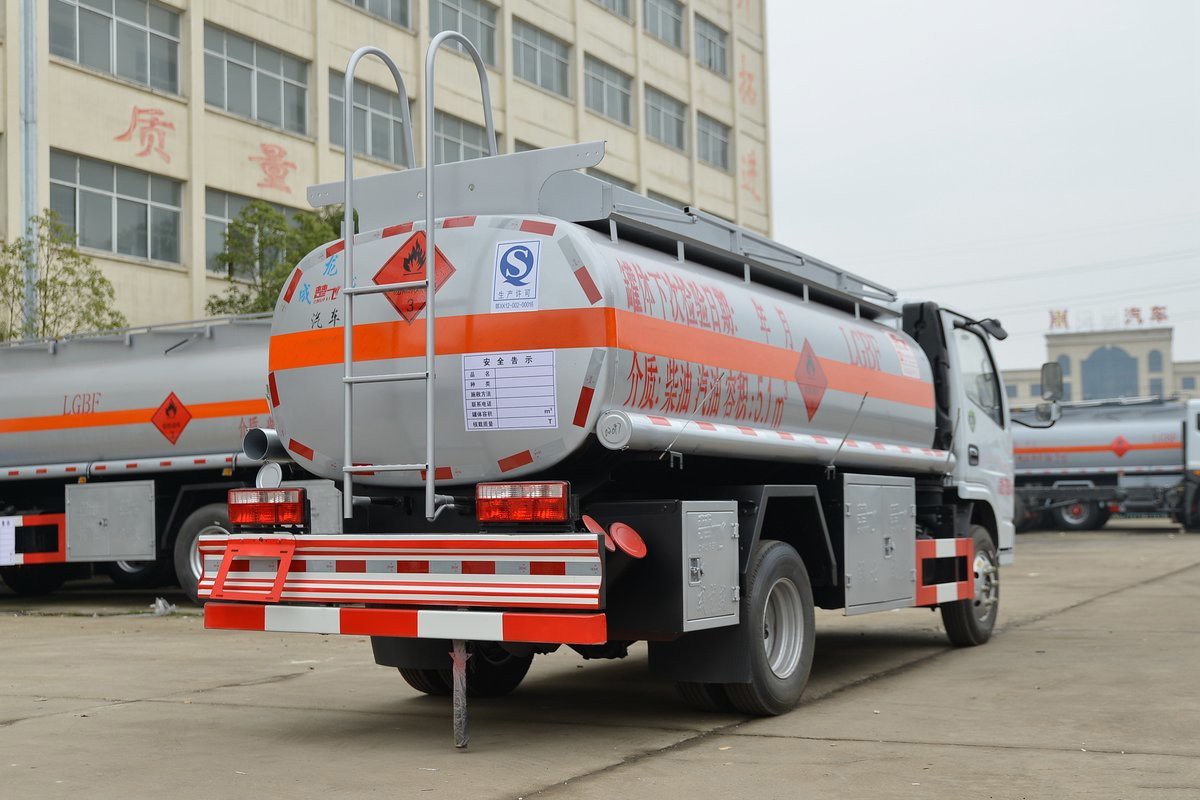 Fuel Oil Tank Truck