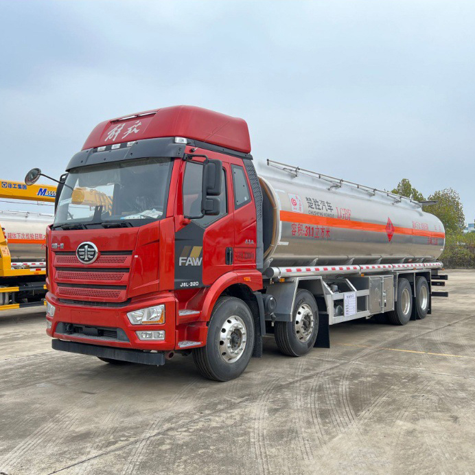 FAW Масло Танк Грузовик 30000L 8*4 Топливозаправщик Тяжелый грузовик