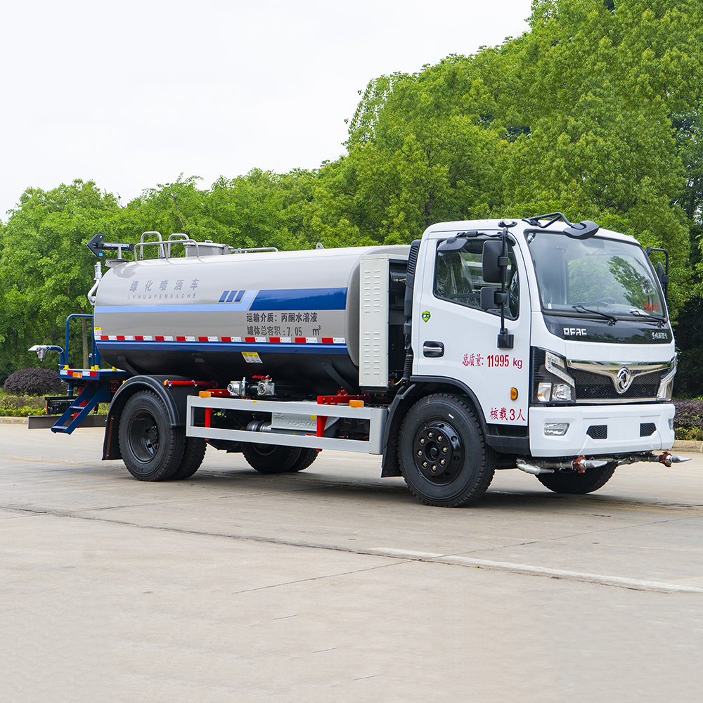 DONGFENG Furica 9CBM yeşil sulama kamyonu