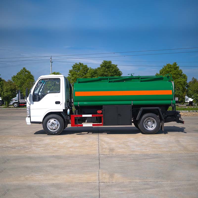 Исузу 5000L масляный топливный бак грузовик на продажу