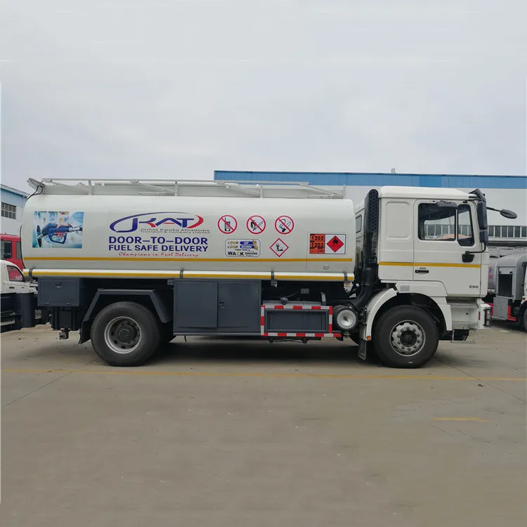 Shacman 4 * 2 16000 litrli yonilg'i baki transporti 10 g'ildirakli dizel moyi tankerlari