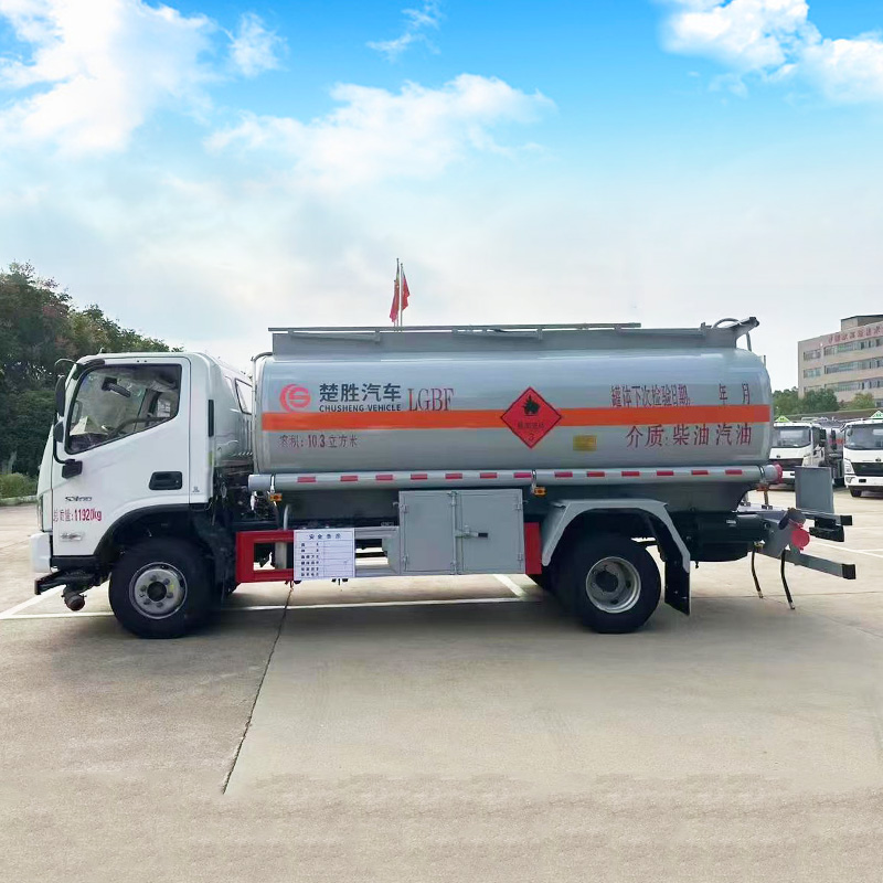 Camion-citerne personnalisé d'exportation d'usine de 10 m³ Foton 4X2 Camion-citerne de carburant Camion-citerne de liquide