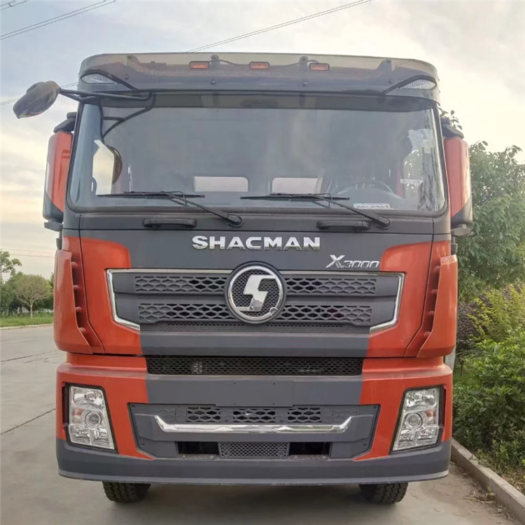 Автоцистерна ШАКМАН 8×4